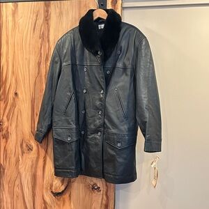Vintage Liz Claiborne Black Leather Coat with Faux Fur Collar